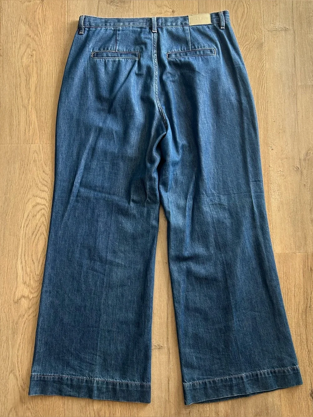 Pistola Victoria High Rise Wide Leg Trouser Jeans - Picture 7 of 8